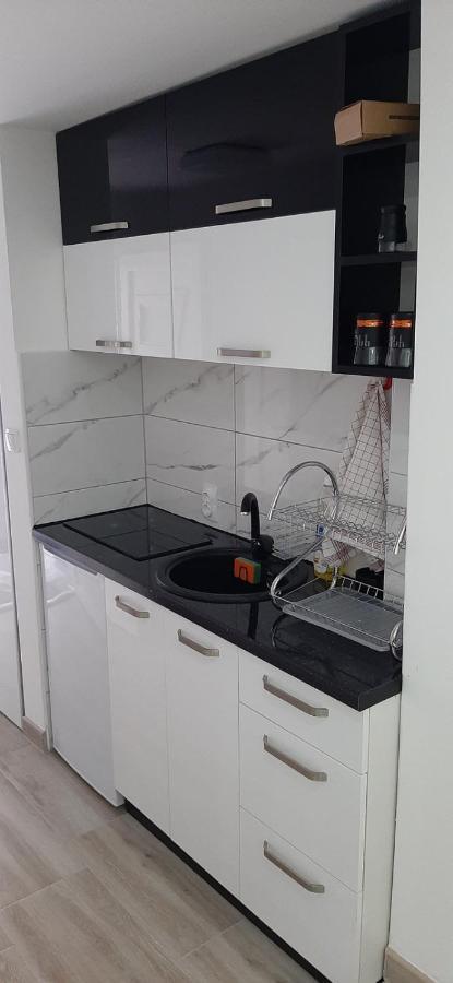 Adrijana 2 Apartmani Vrnjačka Banja Eksteriør billede